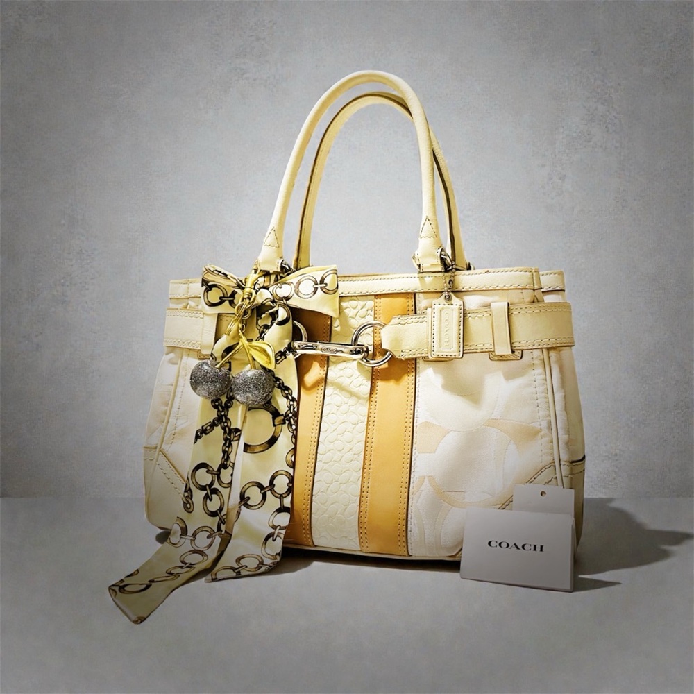 Vintage Coach soho shoulder bag Cream and Tan Women's tote Bag - Picture 3 of 17